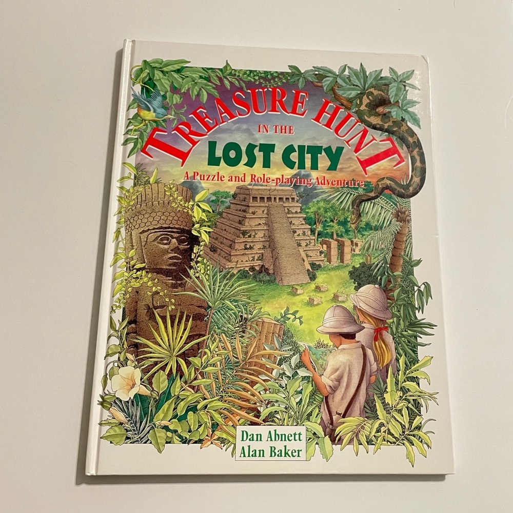 TREASURE HUNT IN THE LOST CITY By Dan Abnett - Hardcover